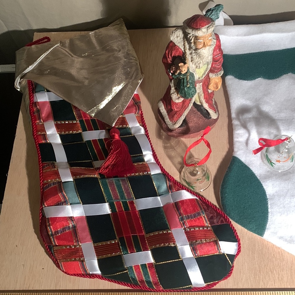 5 pc Christmas mixed lot: stockings, glass bells, and Santa, vintage decor